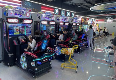 When did arcades become popular?